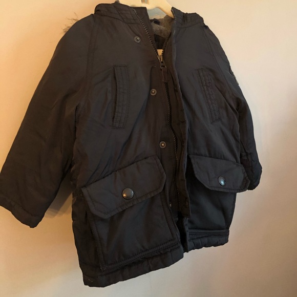 BABY GAP winter puffer jacket - Picture 2 of 7